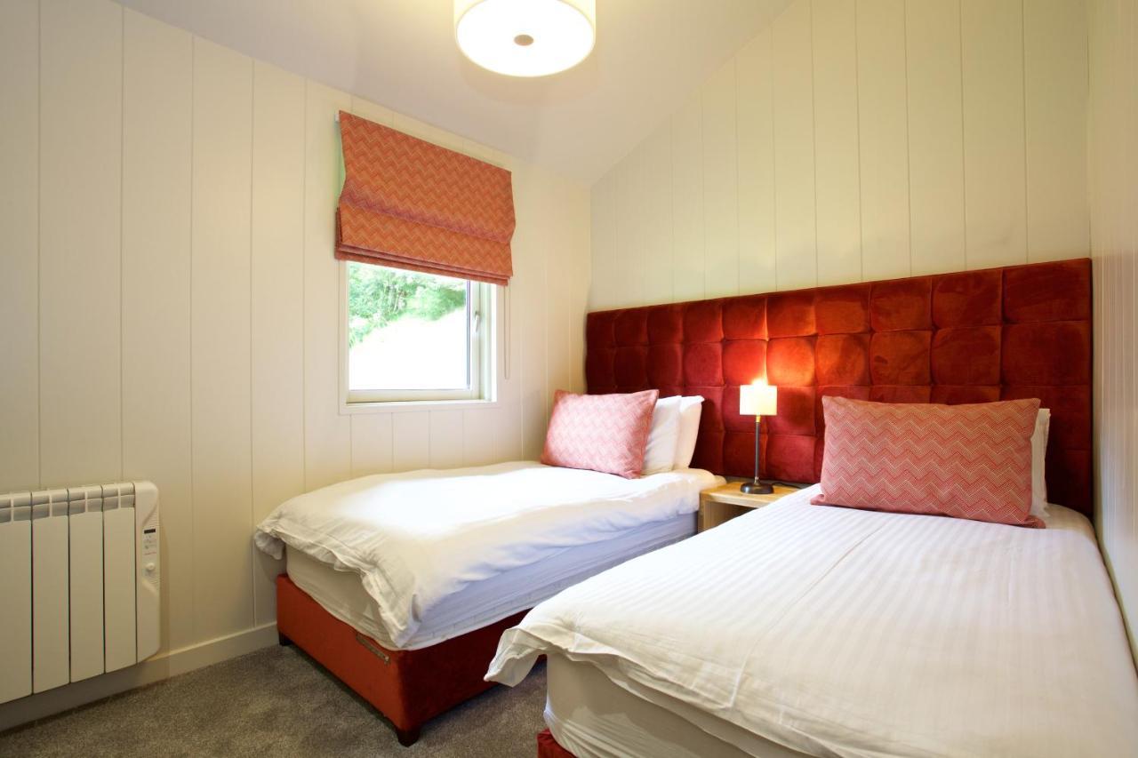 Loch Tay Highland Lodges And Glamping Park Morenish Экстерьер фото